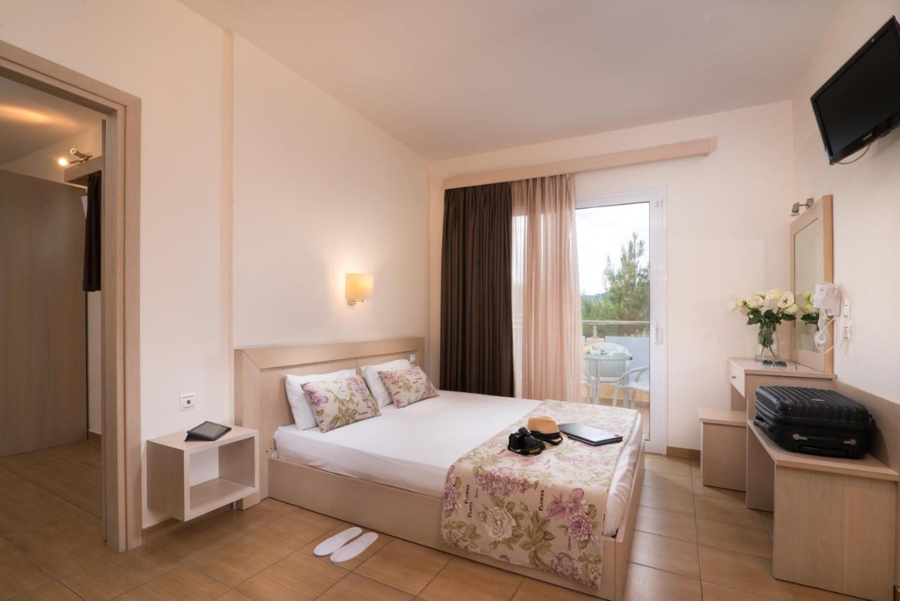 Sunray Hotel Limenaria  Bagian luar foto