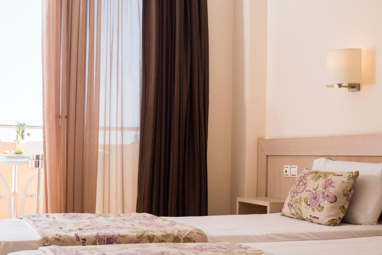 Sunray Hotel Limenaria  Bagian luar foto